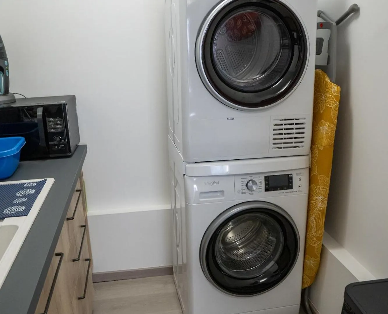 T2! 3 Ou 4 Personnes Centre Ville Neuf Avec Garage Sanary-sur-Mer